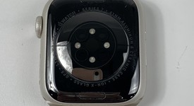 Fair
													Apple Watch Series 7 41mm - Unlocked, Starlight, A2475 - Cellular, Aluminum, photo 3 of 7