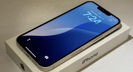 Good
													Apple iPhone 13 - Unlocked, Starlight, 128 GB, A2482, photo 2 of 6
