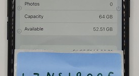 Mint
													Apple iPhone SE 3rd Gen 2022 - Unlocked, Midnight, 64 GB, A2595, photo 4 of 13