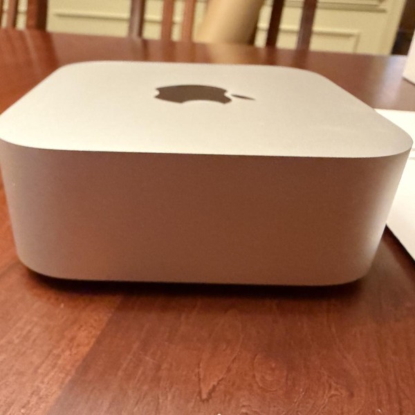 Mac Mini 2024 - 256 GB, 16 GB, Apple M4