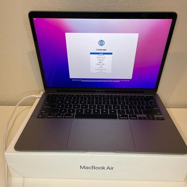 MacBook Air 2020 - 13 inch - 256 GB, Gray, 16 GB, Apple M1