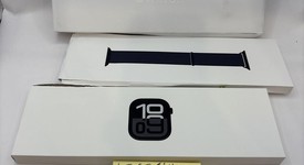 New
													Apple Watch Series 10 42mm - Black, A2997 - GPS, Aluminum, photo 1 of 3