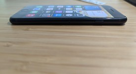 Fair
													Apple iPhone SE 3rd Gen 2022 - Unlocked, Midnight, 64 GB, A2595, photo 4 of 15