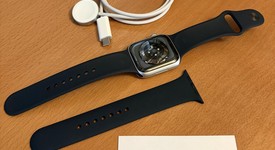 Good
													Apple Watch Series 8 45mm - Unlocked, Starlight, A2774 - Cellular, Aluminum, photo 3 of 3