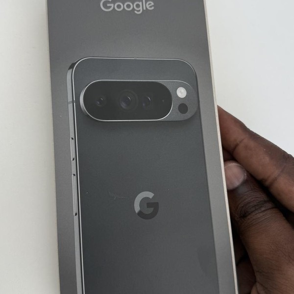 Google Pixel 10 Pro XL - Unlocked, 256 GB, Obsidian, GUL82