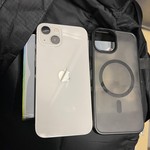 Mint Apple iPhone 13 - Unlocked, 256 GB, Starlight, A2482