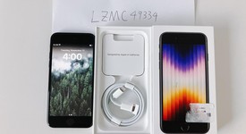 Mint
													Apple iPhone SE 3rd Gen 2022 - Unlocked, Midnight, 128 GB, A2595, photo 1 of 8