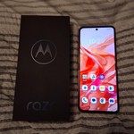 Mint Motorola Razr (2024) - Unlocked, 256 GB, Orange, 8 GB