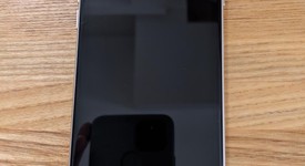 Mint
													Apple iPhone SE 3rd Gen 2022 - Unlocked, Starlight, 64 GB, A2595, photo 3 of 9