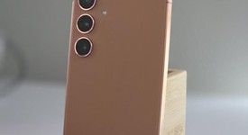 Mint
													Samsung Galaxy S24 Plus - Unlocked, Orange, 256 GB, 12 GB, SM-S926U1, photo 5 of 9