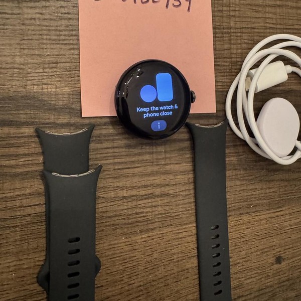 Google Pixel Watch 4 - Unlocked, Black, 41mm, LTE