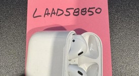 Used
													Apple AirPods 2nd Gen - Lightning Case, photo 1 of 2