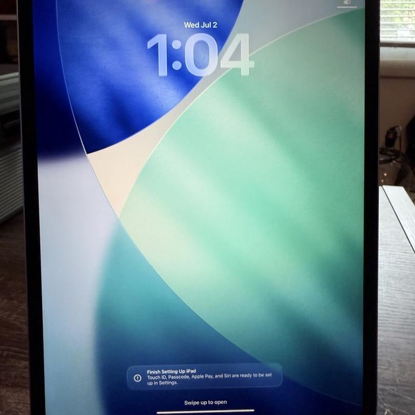 Apple iPad Air 13 inch (M3) 2025 - Unlocked, 128 GB, Blue