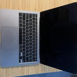 Good MacBook Air 2020 - 13 inch - 256 GB, Gray, 8 GB, Intel Core i3