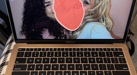 Good
													MacBook Air 2019 - 13" - I5, Gold, 128 GB, 8 GB, photo 1 of 9