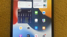 Mint
													Apple iPad Air 4th Gen - Unlocked, Green, 256 GB, A2324, photo 1 of 9