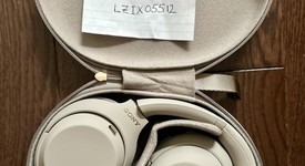 Used
													Sony WH-1000XM4 - Silver, photo 3 of 6