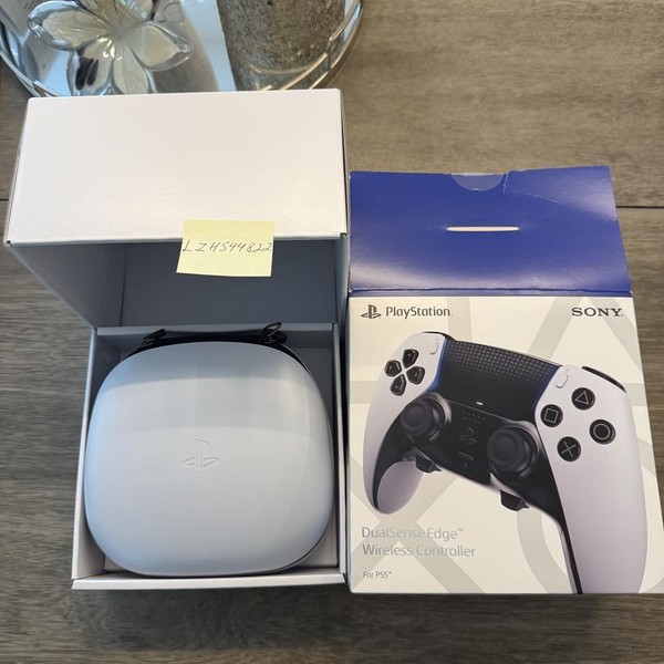 DualSense Edge Wireless Controller - White