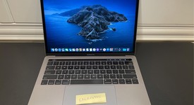 Good
													MacBook Pro 2017 (With Touch Bar) - 13" - I7, Gray, 512 GB, 16 GB, photo 5 of 9