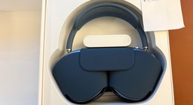 Used
													Apple AirPods Max USB-C - Blue, photo 1 of 9