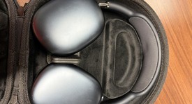 Used
													Apple AirPods Max USB-C - Midnight, photo 6 of 6