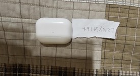 Used
													Apple AirPods Pro 2 - Lightning, photo 1 of 8