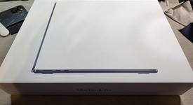 Mint
													MacBook Air 2025 (M4) - 13" - Apple M4, Midnight, 256 GB, 16 GB, photo 2 of 16