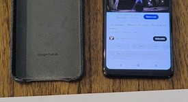 Good
													Google Pixel 2 XL - Verizon, Black, 64 GB, Verizon Edition, photo 3 of 3