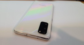 Good
													Samsung Galaxy S20 5G - Verizon, Cloud White, 128 GB, 8 GB, SM-G981V UW, photo 5 of 6