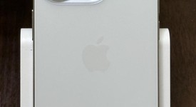 Mint
													Apple iPhone 15 Pro - Unlocked, White, 256 GB, A2848, photo 1 of 8