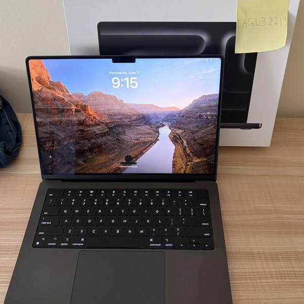 MacBook Pro 2024 - 14 inch - 512 GB, Space Black, 24 GB, Apple M4 Pro 12-core