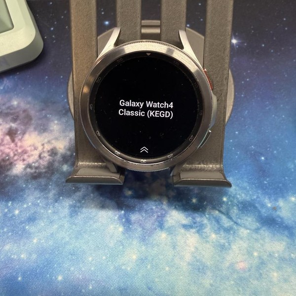 Samsung Galaxy Watch4 Classic - Wi-Fi, Silver, 46mm