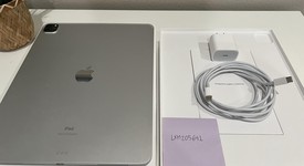 Good
													Apple iPad Pro 12.9" 4th Gen 2020 - Wi-Fi, Silver, 1 TB, A2229, photo 4 of 8