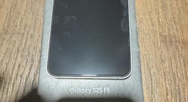 Mint
													Samsung Galaxy S25 FE - Cricket, Black, 128 GB, SM-S731U, photo 2 of 9