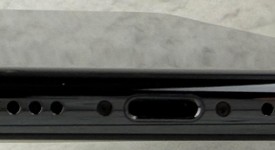 Mint
													Apple iPhone Xs - Unlocked, Silver, 64 GB, A1920, photo 5 of 8