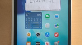 Mint
													Apple iPad 9th Gen - Wi-Fi, Gray, 64 GB, A2602, photo 1 of 8