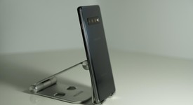 Mint
													Samsung Galaxy S10 Plus - Unlocked, Black, 128 GB, 8 GB, SM-G975U1, photo 4 of 8