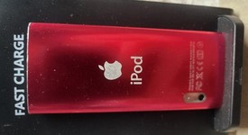 Good
													Apple iPod Nano 5th Gen - Pink, 8 GB, photo 3 of 3