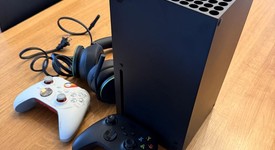 Mint
													Xbox Series X (2020) - Black, 1 TB, standard, photo 3 of 6