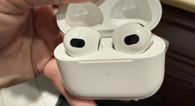 Used
													Apple AirPods 3rd Gen - MagSafe Case, photo 4 of 8