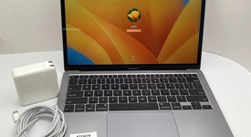 Good
													MacBook Air 2020 - 13" - I3, Gray, 256 GB, 8 GB, photo 1 of 16