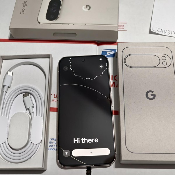 Google Pixel 10 Pro XL - Unlocked, 256 GB, Porcelain, GUL82