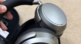 Used
													Sennheiser Momentum 4 - Black, photo 4 of 6