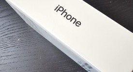New
													Apple iPhone SE 2nd Gen 2020 - Unlocked, Black, 64 GB, A2275, photo 2 of 6