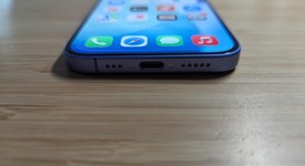 Good
													Apple iPhone 16 - AT&T, Ultramarine, 128 GB, A3081, photo 3 of 10