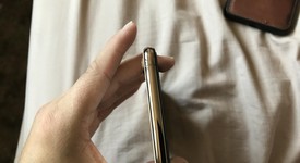 Mint
													Apple iPhone Xs Max - Verizon, Gold, 64 GB, A1921, photo 5 of 7