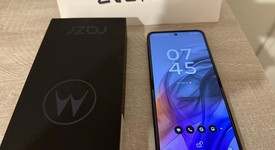 Mint
													Motorola Razr (2024) - Metro by T-Mobile, Gray, 256 GB, 8 GB, photo 1 of 8