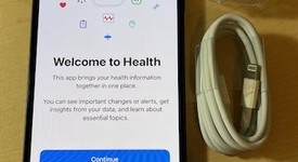 Mint
													Apple iPhone 12 - Unlocked, Black, 64 GB, A2172, photo 2 of 9