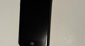 Good
													Apple iPhone SE 3rd Gen 2022 - Unlocked, Midnight, 64 GB, A2595, photo 2 of 8