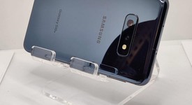 Good
													Samsung Galaxy S10e - AT&T, Black, 128 GB, 6 GB, SM-G970U, photo 2 of 4